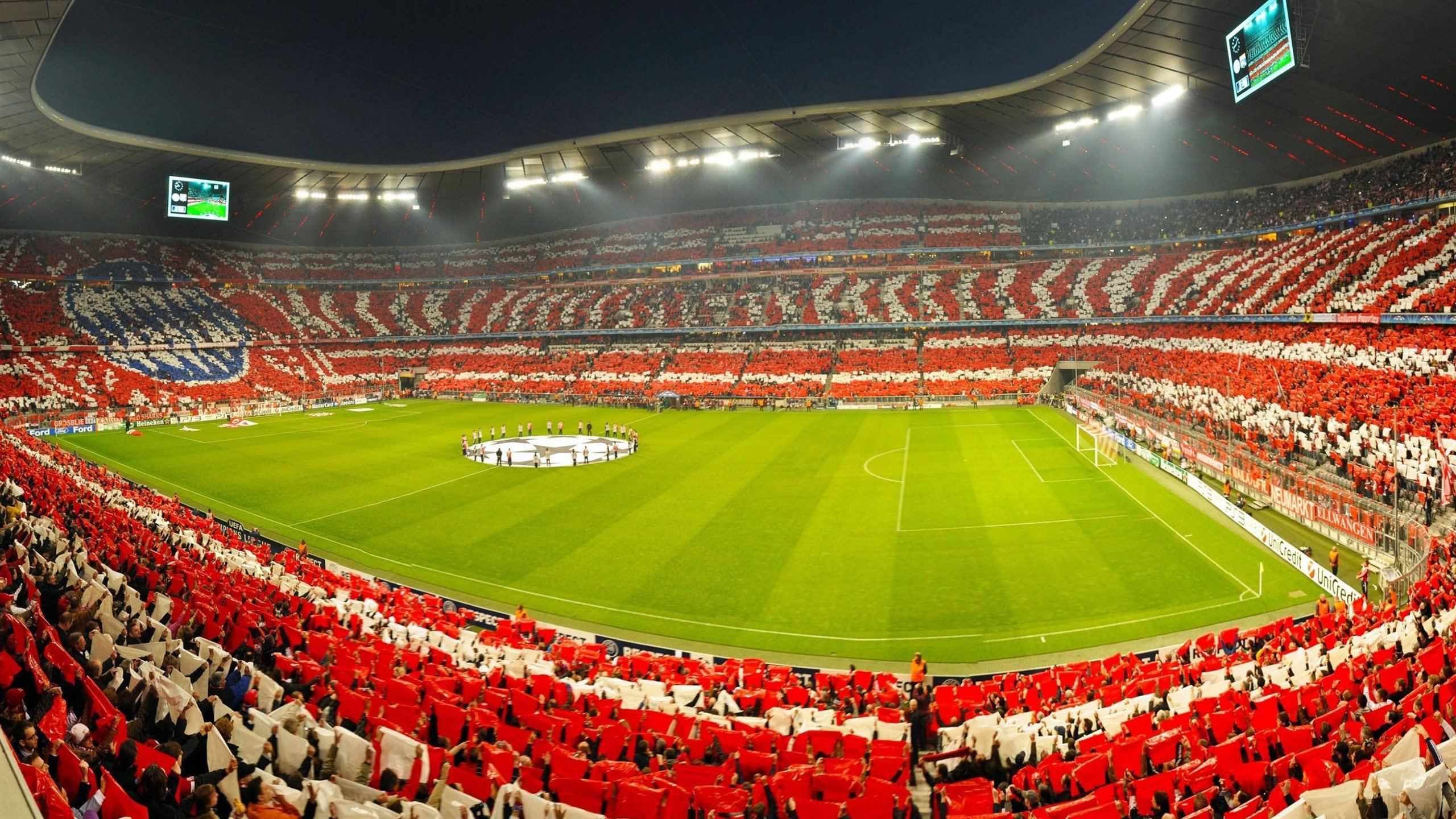 银色闪电撕破迷雾,红色骑士改写历史,F1赛场上的唯一性启示录